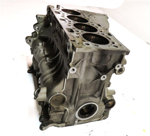 Thumbnail 3: 2016-2017 BMW X1 (F48) 2.0L B46 TURBO ENGINE MOTOR CYLINDER BLOCK (154k)