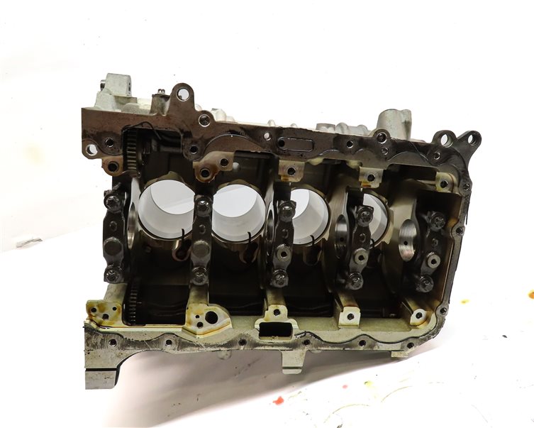 Thumbnail 5: 2016-2017 BMW X1 (F48) 2.0L B46 TURBO ENGINE MOTOR CYLINDER BLOCK (154k)