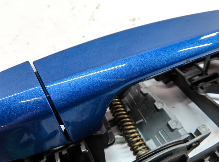 Thumbnail 7: 2016-2021 BMW X1 X2 (F39 F48) REAR RIGHT EXTERIOR DOOR HANDLE w/ LIGHT (Blue)