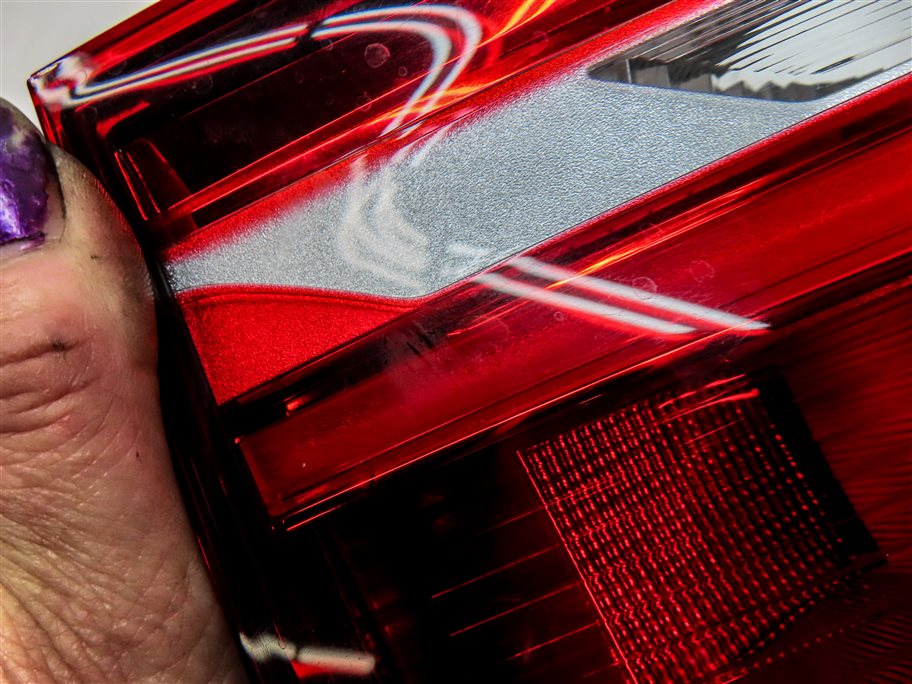 Thumbnail 9: 2016-2019 BMW X1 (F48) REAR LEFT INNER TAILLIGHT (FITS MODELS w/ LED HEADLIGHTS)