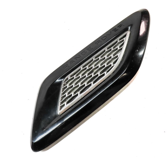 Thumbnail 3: 2016 RANGE ROVER SPORT (L494) FRONT RIGHT PASSENGER UPPER HOOD VENT GRILLE