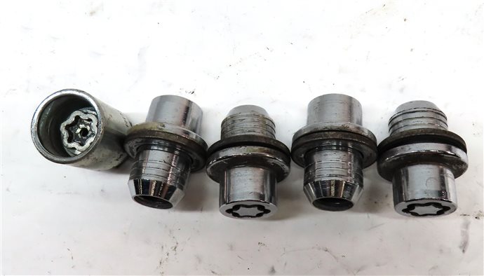 Thumbnail 4: 2016 RANGE ROVER SPORT (L494) RIM WHEEL LUG NUT LOCK SET/5 w/ KEY