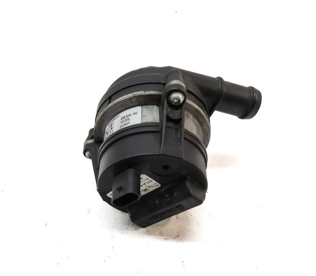 Thumbnail 5: 2016 RANGE ROVER SPORT (L494) 3.0L DIESEL ENGINE AUXILIARY WATER COOLANT PUMP