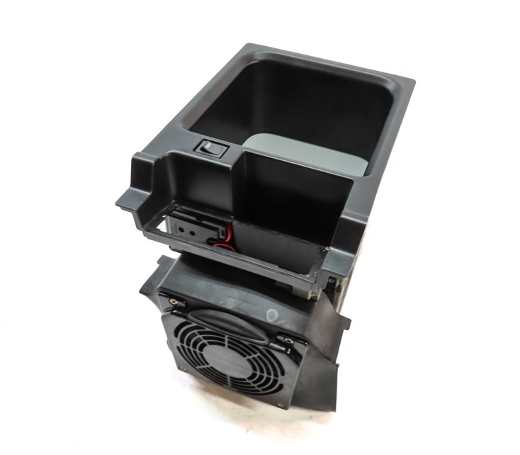 Thumbnail 1: 2016 RANGE ROVER SPORT (L494) FRONT CENTER CONSOLE STORAGE COOLER REFRIGERATOR