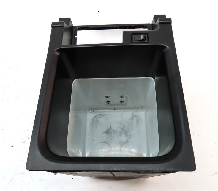 Thumbnail 7: 2016 RANGE ROVER SPORT (L494) FRONT CENTER CONSOLE STORAGE COOLER REFRIGERATOR