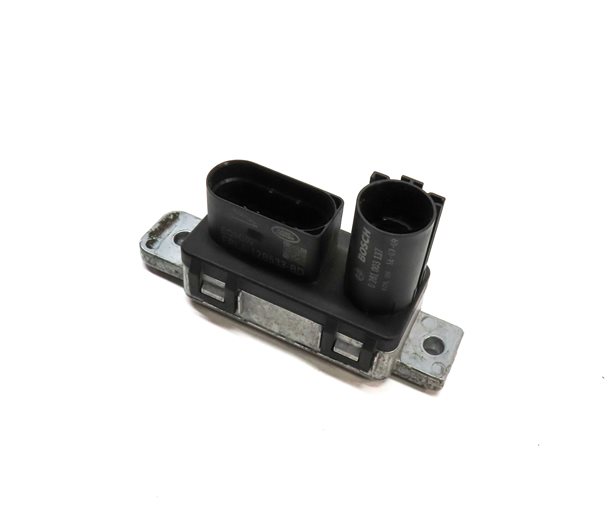 Thumbnail 1: 2016 RANGE ROVER SPORT (L494) 3.0L DIESEL ENGINE GLOW PLUG RELAY MODULE