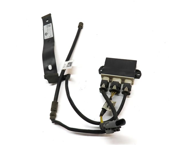 Thumbnail 2: 16 ROVER SPORT L494 REAR HATCH KICK PANEL SMART OPENER CONTROL MODULE w/ANTENNA
