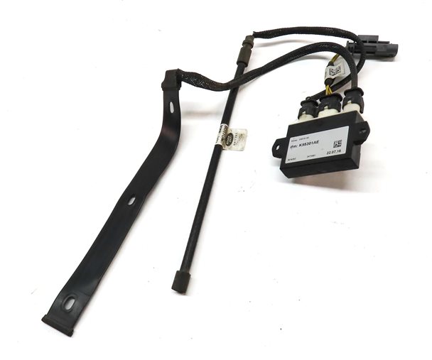 Thumbnail 4: 16 ROVER SPORT L494 REAR HATCH KICK PANEL SMART OPENER CONTROL MODULE w/ANTENNA