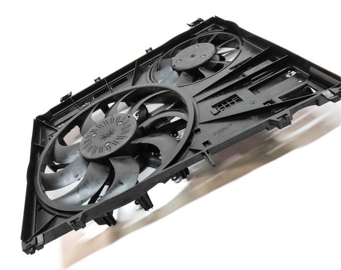 Thumbnail 3: 16 LAND RANGE ROVER SPORT L494 3.0L DIESEL ENGINE RADIATOR COOLING FAN ASSEMBLY