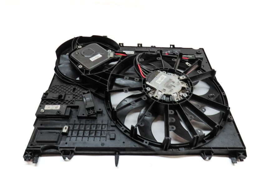 Thumbnail 5: 16 LAND RANGE ROVER SPORT L494 3.0L DIESEL ENGINE RADIATOR COOLING FAN ASSEMBLY