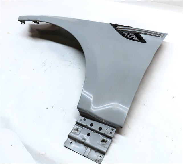 14-17 RANGE ROVER SPORT (L494) FRONT LEFT DRIVER FENDER w/ GRILLE VENT (White)