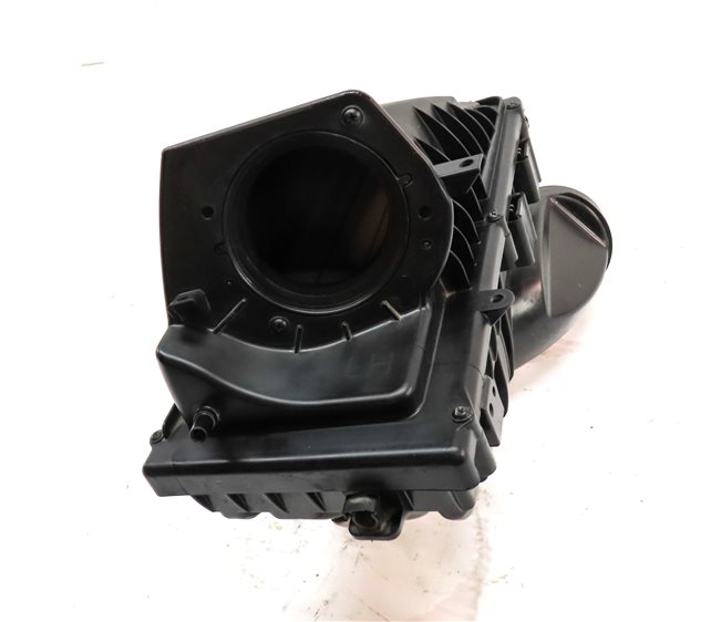 Thumbnail 2: 17-21 RANGE ROVER SPORT DISCOVERY 3.0L DIESEL FRONT LEFT AIR INTAKE FILTER BOX