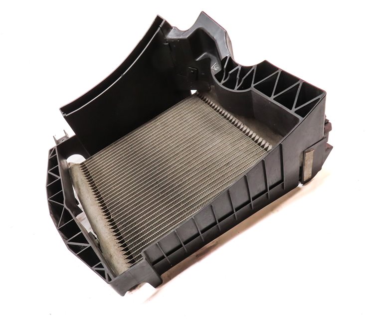 Thumbnail 3: 16 RANGE ROVER SPORT L494 3.0L DIESEL ENGINE RIGHT PASSENGER AUXILIARY RADIATOR