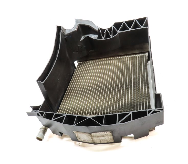 Thumbnail 5: 16 RANGE ROVER SPORT L494 3.0L DIESEL ENGINE RIGHT PASSENGER AUXILIARY RADIATOR