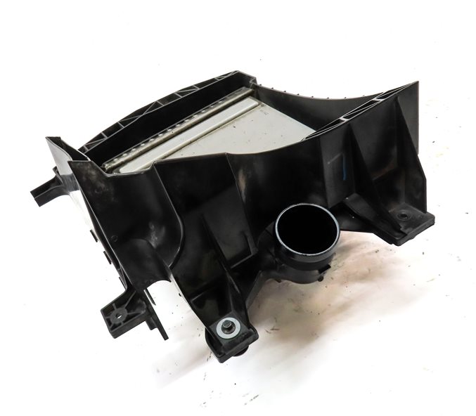 Thumbnail 4: 2016 RANGE ROVER SPORT (L494) 3.0L DIESEL ENGINE LEFT DRIVER AUXILIARY RADIATOR