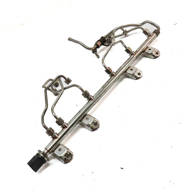 2010 BMW 535IGT (F07) 3.0L (N55) ENGINE FUEL RAIL w/ LINES & PRESSURE SENSOR