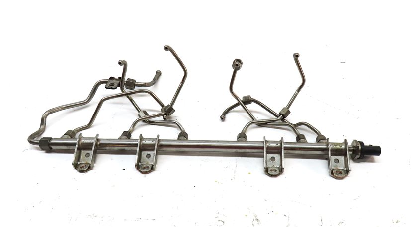 Thumbnail 6: 2010 BMW 535IGT (F07) 3.0L (N55) ENGINE FUEL RAIL w/ LINES & PRESSURE SENSOR