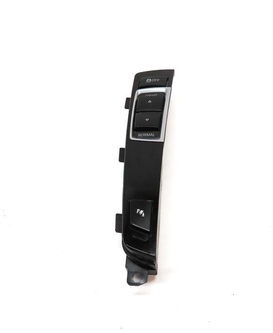 Thumbnail 2: 2010 BMW 535IGT (F07) DRIVER PARK ASSIST PDC TRACTION CONTROL SWITCH PANEL