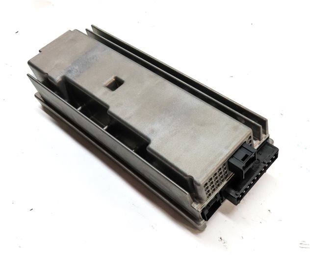 Thumbnail 1: 10-15 BMW 535iGT 740i 750i X3 (F01 F02 F04 F07 F25) DSP HiFi AUDIO AMP AMPLIFIER