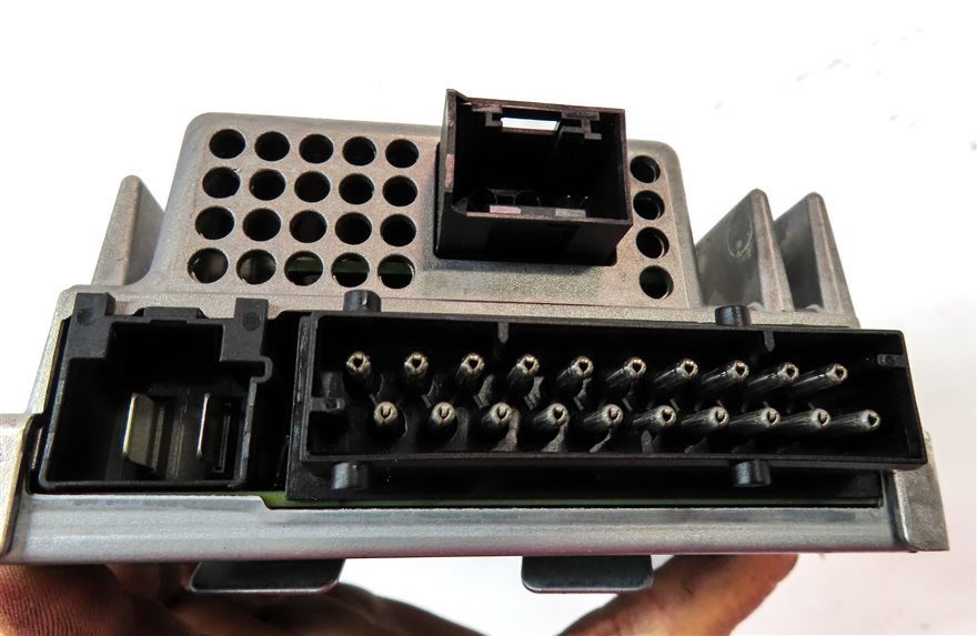 Thumbnail 7: 10-15 BMW 535iGT 740i 750i X3 (F01 F02 F04 F07 F25) DSP HiFi AUDIO AMP AMPLIFIER