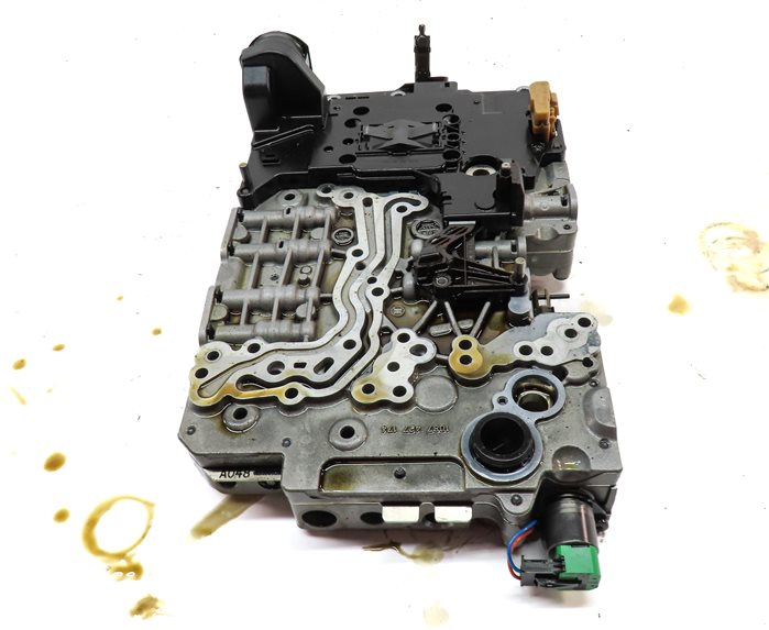 Thumbnail 2: 10-11 BMW 535i 535iGT (F07 F10) 3.0L - 8HP-45 AUTOMATIC TRANSMISSION VALVE BODY
