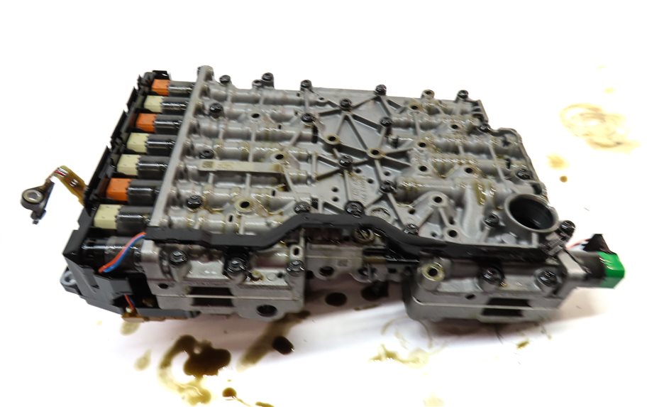 Thumbnail 8: 10-11 BMW 535i 535iGT (F07 F10) 3.0L - 8HP-45 AUTOMATIC TRANSMISSION VALVE BODY