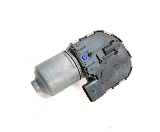 Thumbnail 1: 2015-2018 AUDI Q3 (8U) FRONT WINDSHIELD WIPER MOTOR