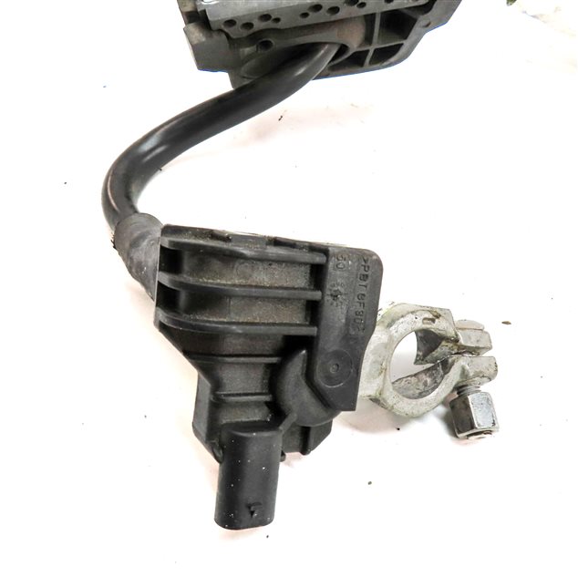 Thumbnail 5: 2015 AUDI Q3 (8U) 2.0L (CCTA) ENGINE MOTOR NEGATIVE BATTERY TERMINAL CABLE WIRE