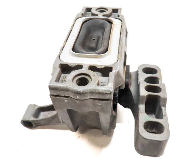 Thumbnail 3: 2015 AUDI Q3 (8U) 2.0L (CCTA) RIGHT PASSENGER ENGINE MOTOR SUPPORT MOUNT