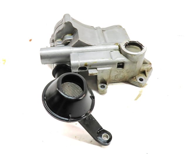 Thumbnail 5: 2015 AUDI Q3 (8U) 2.0L (CCTA) ENGINE MOTOR OIL FLUID PUMP w/ PICK UP TUBE