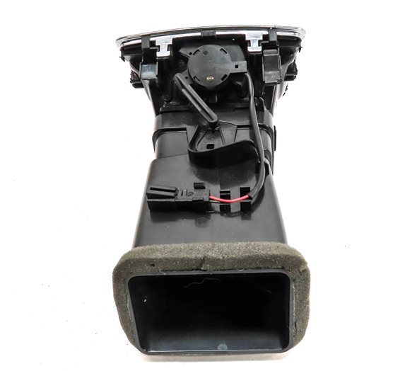 Thumbnail 4: 2015 AUDI Q3 (8U) REAR CENTER CONSOLE HEAT AIR AC HVAC DUAL VENT (Black)