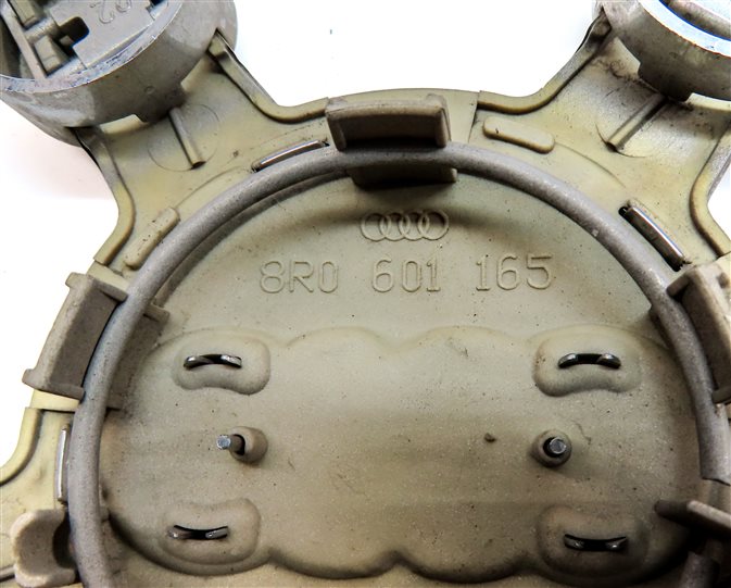 Thumbnail 4: 2015 AUDI Q3 (8U) WHEEL RIM CENTER LOGO EMBLEM CAP SET/4