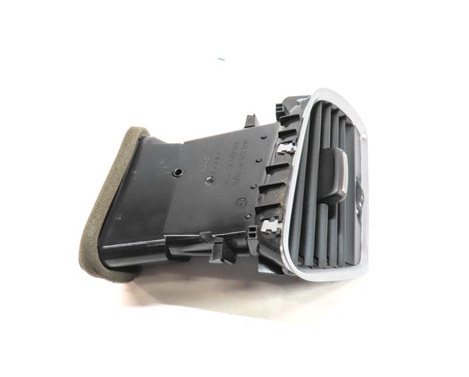 Thumbnail 3: 2015 AUDI Q3 (8U) FRONT RIGHT PASSENGER DASH HEAT AIR AC HVAC VENT (Black)