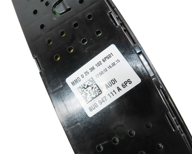 Thumbnail 6: 2015 AUDI Q3 (8U) REAR INTERIOR OVERHEAD DOME MAP LIGHT LAMP (Black)