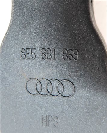 Thumbnail 6: 2015 AUDI Q3 (8U) REAR TRUNK LUGGAGE CARGO FABRIC MESH NET COVER