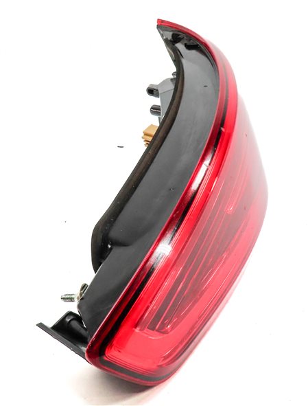 Thumbnail 3: 2015 AUDI Q3 (8U) REAR RIGHT PASSENGER TRUNK LED TAILLIGHT BRAKE LIGHT LAMP
