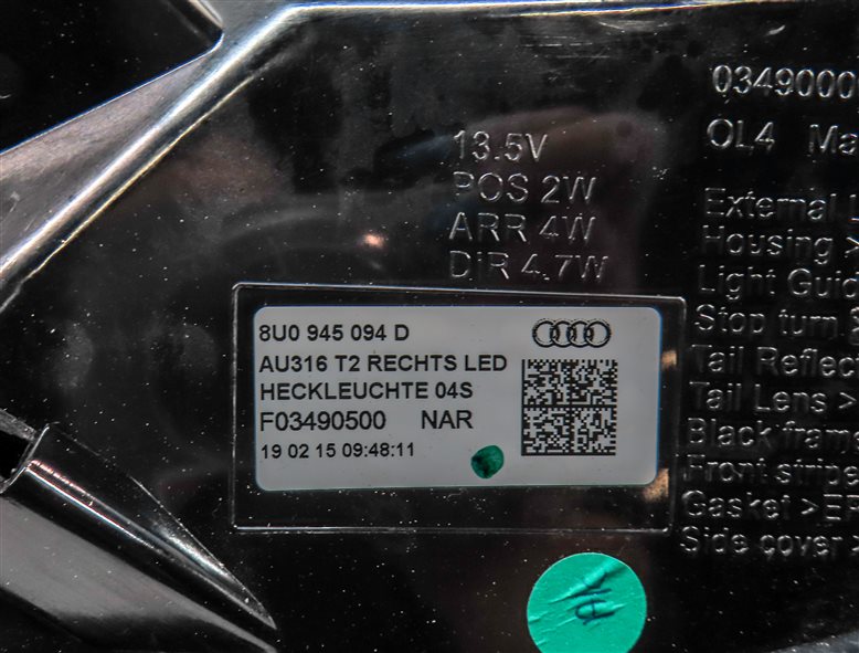 Thumbnail 5: 2015 AUDI Q3 (8U) REAR RIGHT PASSENGER TRUNK LED TAILLIGHT BRAKE LIGHT LAMP