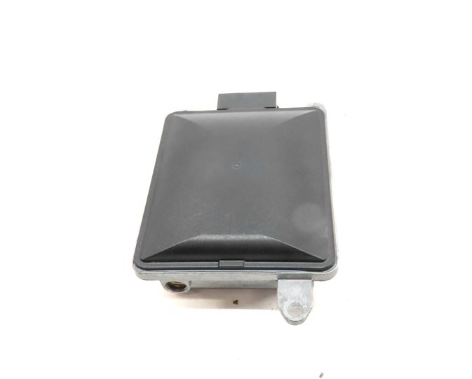 Thumbnail 5: 2015 AUDI Q3 (8U) REAR LEFT DRIVER ASSIST BLIND SPOT RADAR SENSOR MODULE