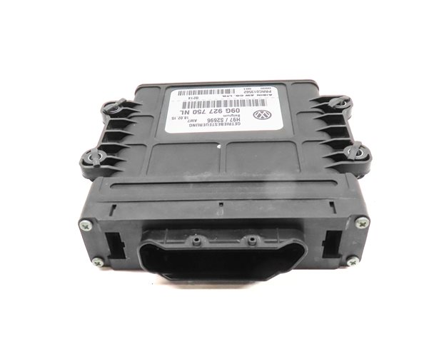 Thumbnail 4: 2015-2018 AUDI Q3 (8U) 2.0L AUTO AUTOMATIC TRANSMISSION CONTROL MODULE TCM