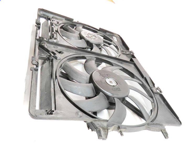 Thumbnail 4: 16-18 AUDI A6 Q3 C7 8U 2.0L TURBO ENGINE RADIATOR COOLING FAN w/SHROUD ASSEMBLY