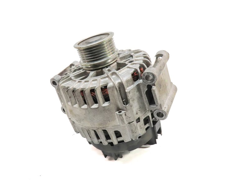 Thumbnail 2: 2015-2018 AUDI Q3 (8U) 2.0L ENGINE 140 AMP ALTERNATOR POWER GENERATOR (VALEO)