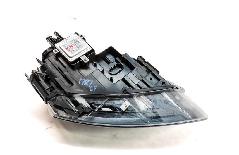 Thumbnail 6: 2015 AUDI Q3 (8U) FRONT LEFT DRIVER XENON HID HEADLIGHT LIGHT LAMP (NON AFS)