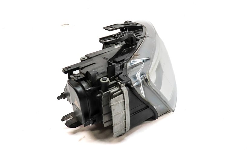 Thumbnail 4: 2015 AUDI Q3 (8U) FRONT RIGHT PASSENGER XENON HID HEADLIGHT LIGHT LAMP (NON AFS)