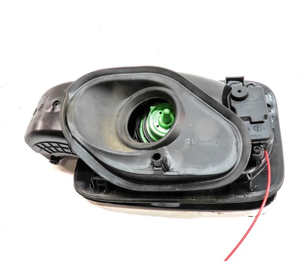 Thumbnail 7: 2015-2018 AUDI Q3 (8U) FUEL TANK DOOR LID TRIM w/ HOUSING & CAP (Black)