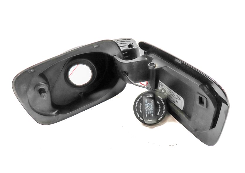Thumbnail 8: 2015-2018 AUDI Q3 (8U) FUEL TANK DOOR LID TRIM w/ HOUSING & CAP (Black)