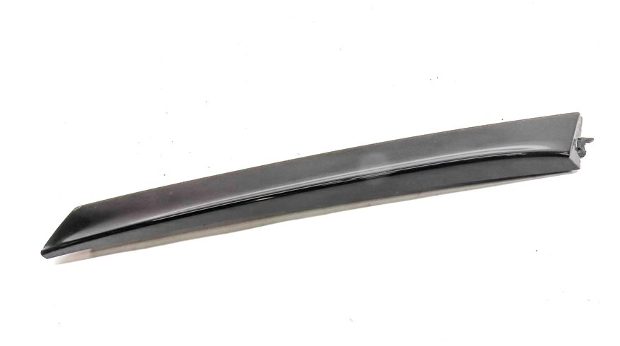 Thumbnail 2: 2015 AUDI Q3 (8U) REAR LEFT LOWER DOOR MOULDING TRIM PANEL (Black)