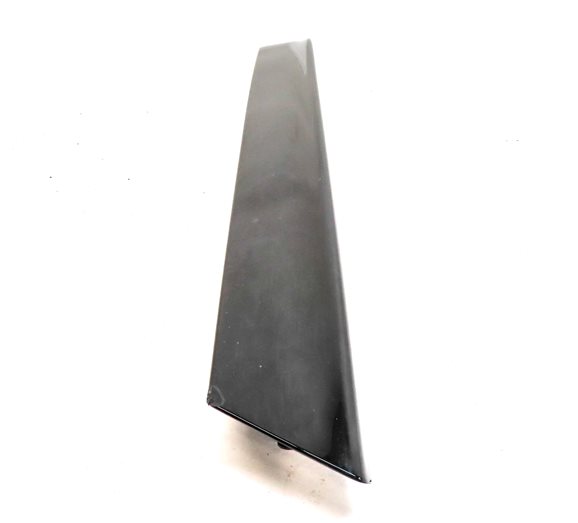 Thumbnail 4: 2015 AUDI Q3 (8U) REAR LEFT LOWER DOOR MOULDING TRIM PANEL (Black)