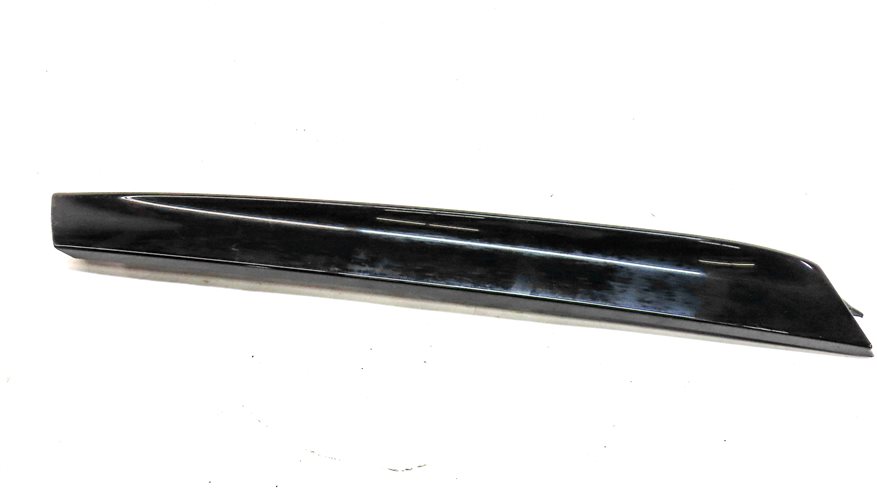 Thumbnail 5: 2015 AUDI Q3 (8U) REAR RIGHT WINDOW EDGE TRIM MOULDING