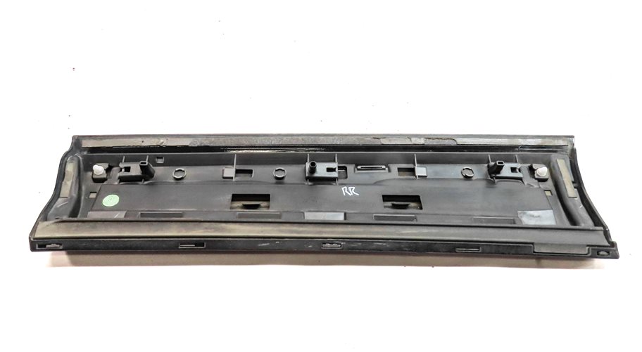 Thumbnail 5: 2015 AUDI Q3 (8U) REAR RIGHT LOWER DOOR MOULDING TRIM PANEL (Black)