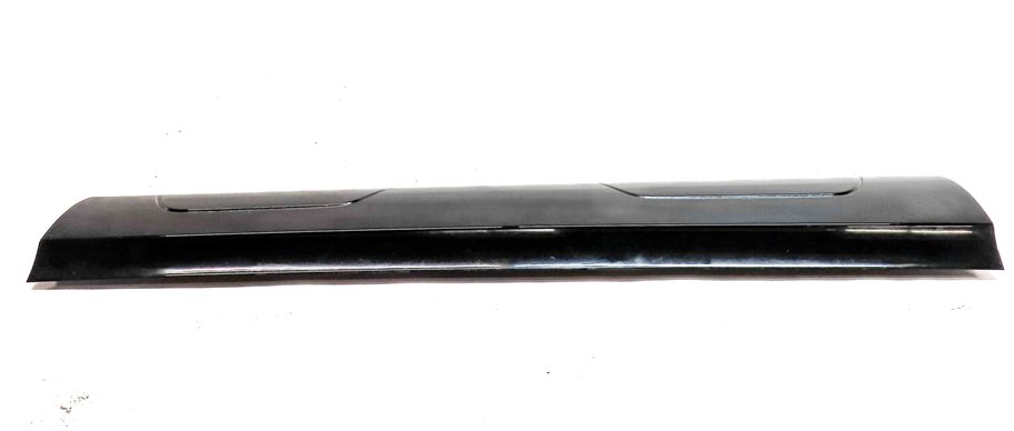 Thumbnail 5: 2015 AUDI Q3 SUV (8U) FRONT RIGHT PASSENGER LOWER DOOR TRIM MOULDING (Black)